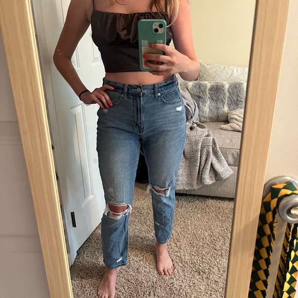 AE Distressed Women's Jeans - Picture 2 of 6